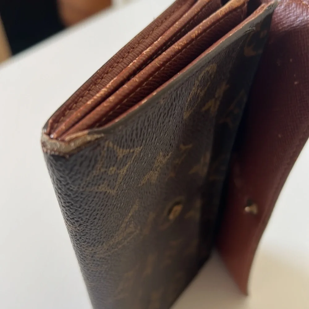Louis Vuitton vintage wallet